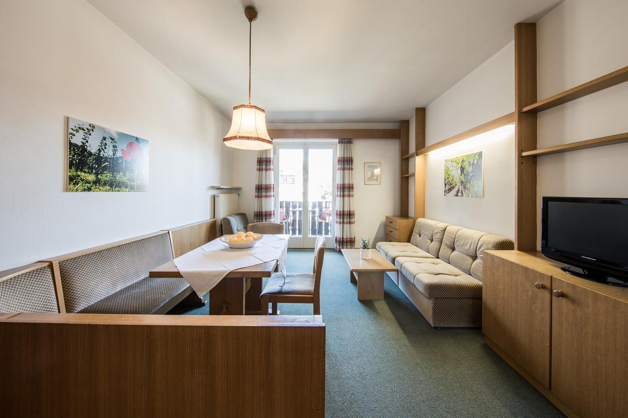 Apartments Obermayr Lana Exterior photo